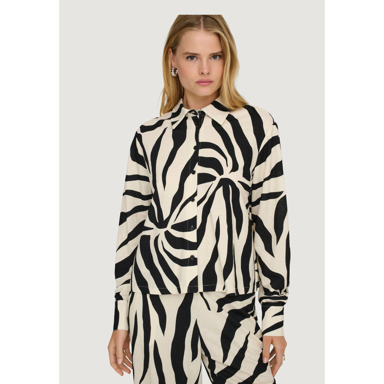 Only Shirt Dames Zwart