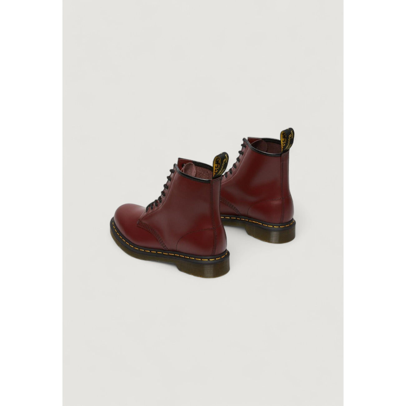 Dr. Martens Laarzen Dames Bordeaux – 100% Leer & Ronde Neus