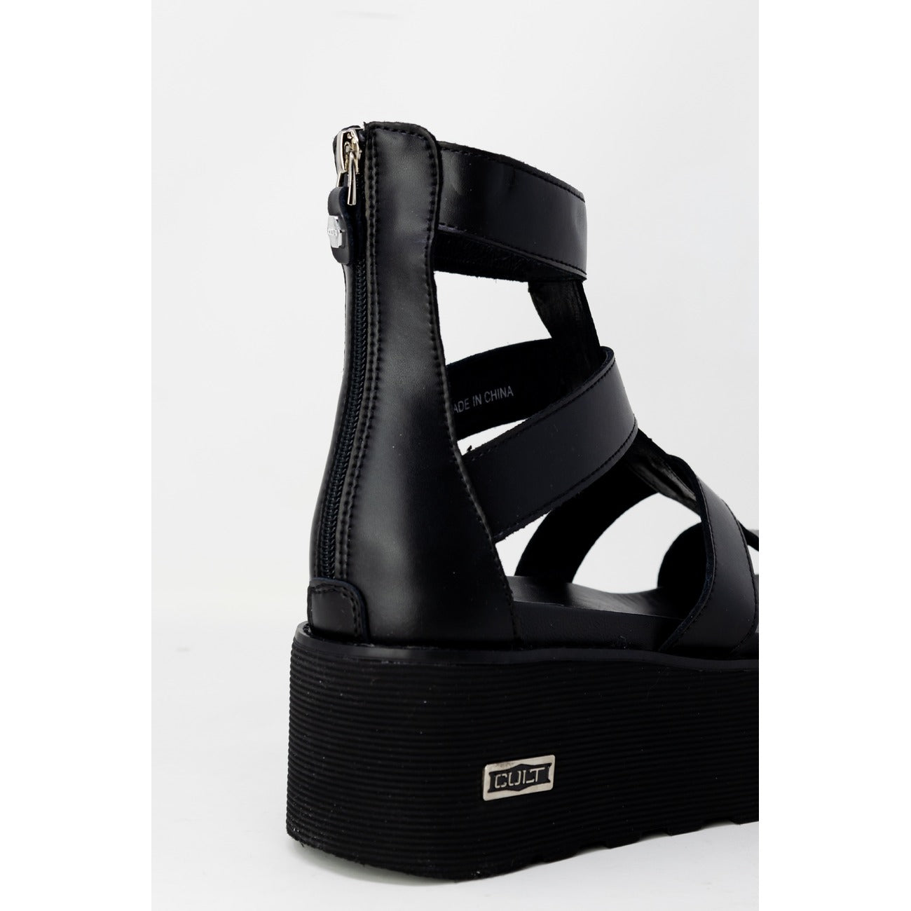 Cult Slip-on Schoenen Dames Zwart Platform