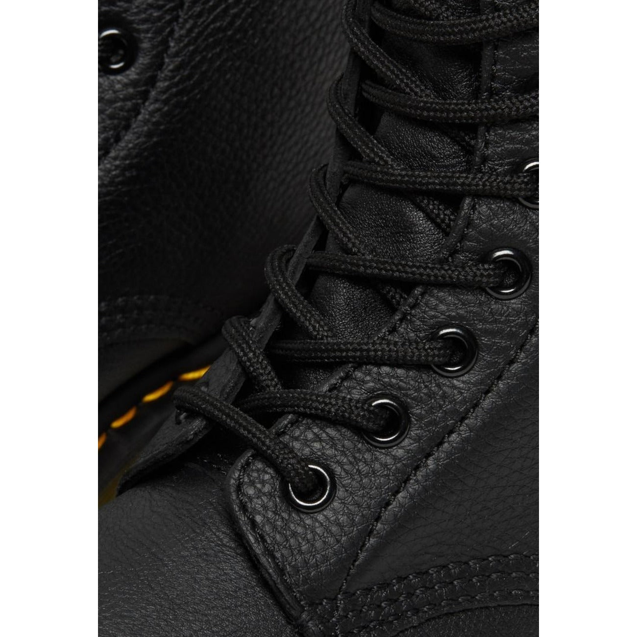 Dr. Martens Laarzen Dames Zwart – 100% Leer & Ronde Neus