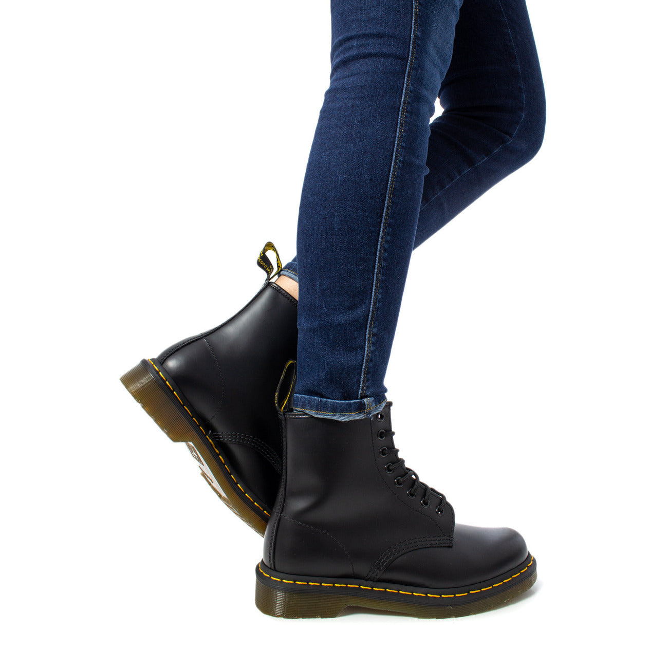 Dr. Martens Laarzen Dames Zwart – 100% Leer & Rubberzool
