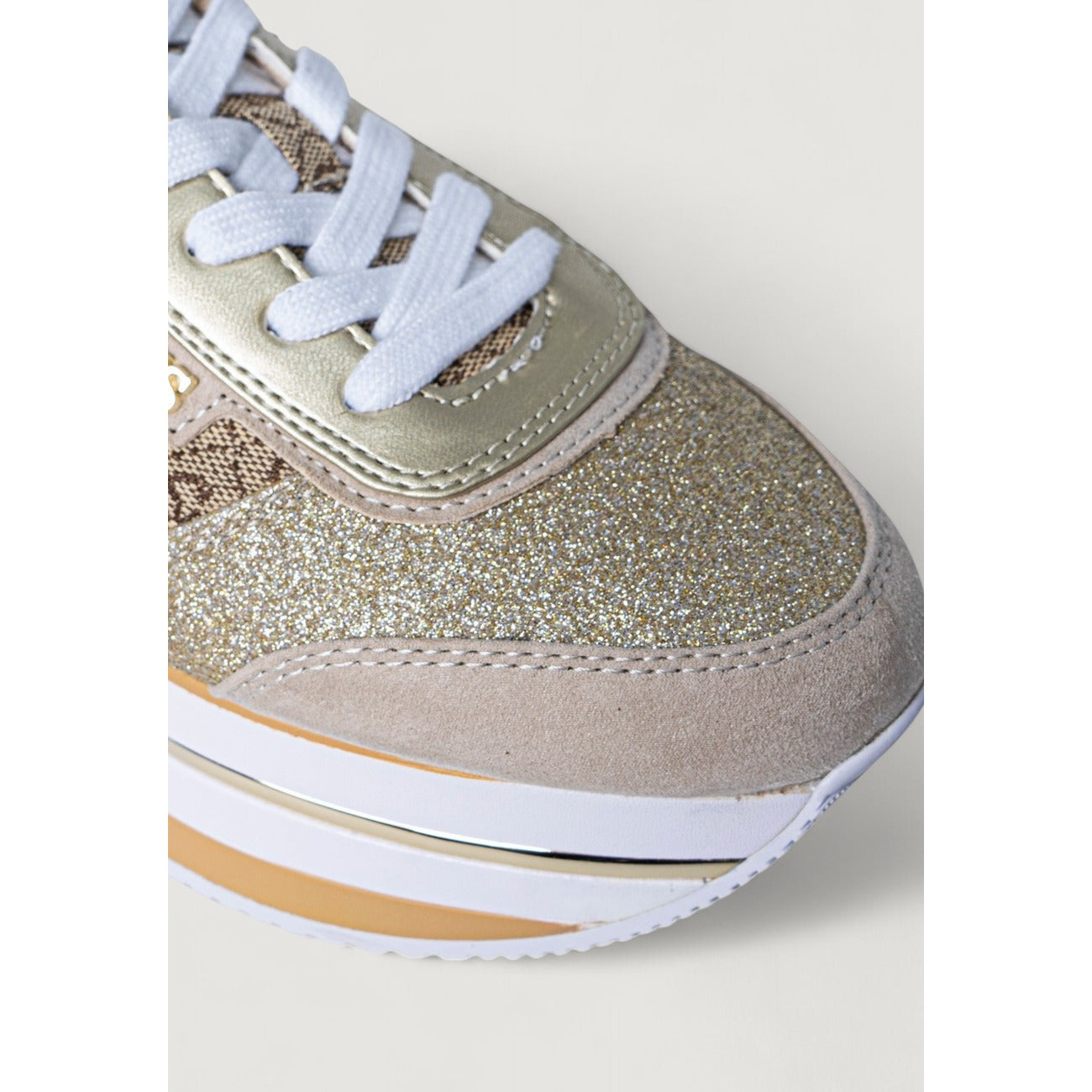 Guess Sneakers Dames Beige