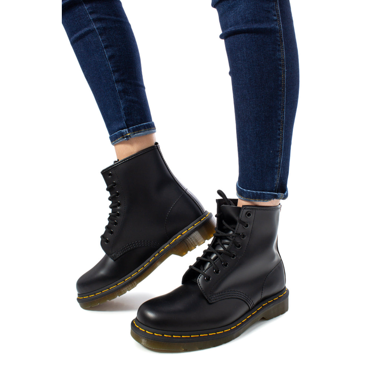 Dr. Martens Laarzen Dames Zwart – 100% Leer & Rubberzool