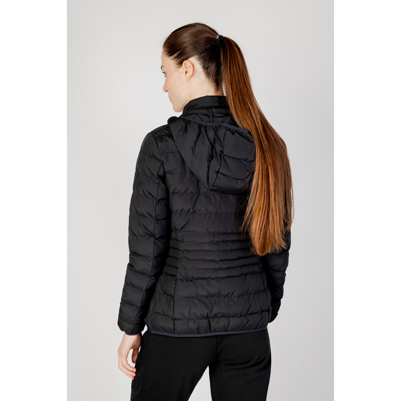 EA7 Emporio Armani Windjack Dames Zwart – Hoge Hals & 100% Polyester